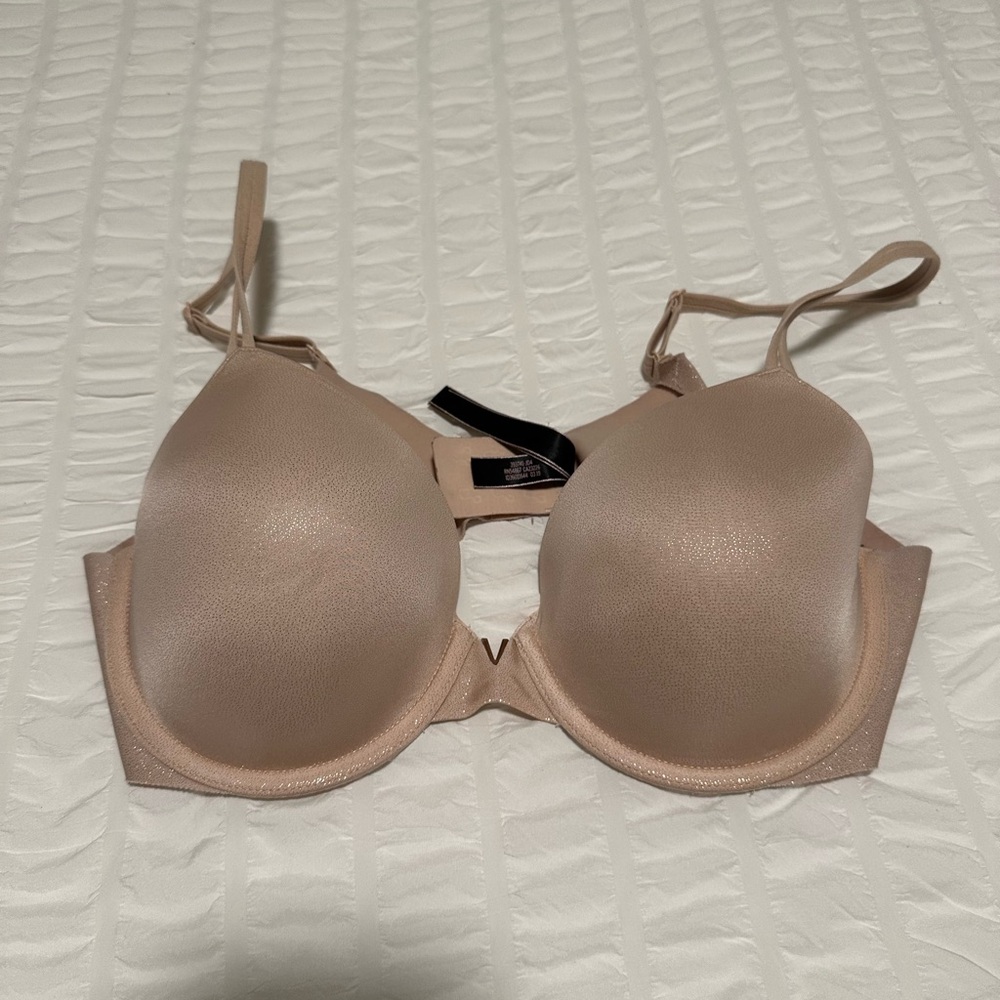 Victoria Secret Tshirt Bra 36C
